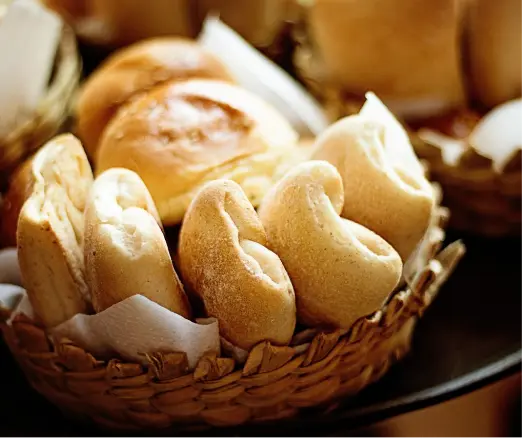 In our bakery you can enjoy fresh baked goods, comfy ! - 黑白体育
